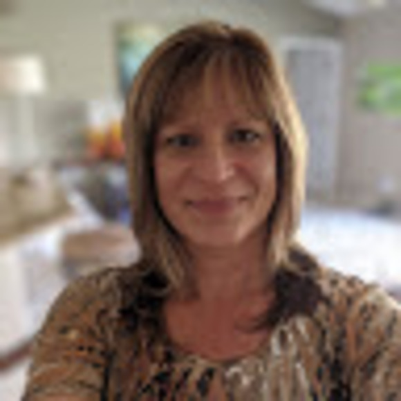 Meet your Posher, Gina - Picture 1 of 1